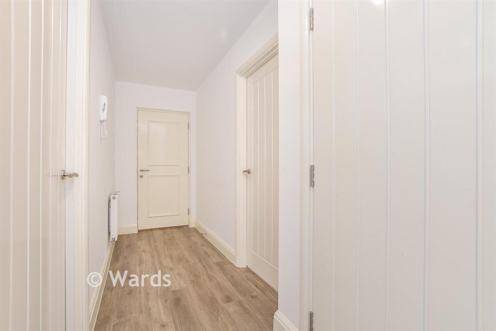 Apartment in Tonbridge - More