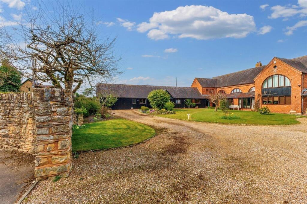 Main image of property: Pershore Road, Little Comberton, WR10