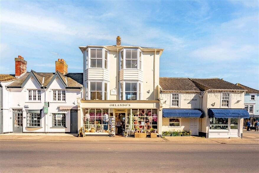 2-bed flat on High Street, Aldeburgh, IP15, £575,000