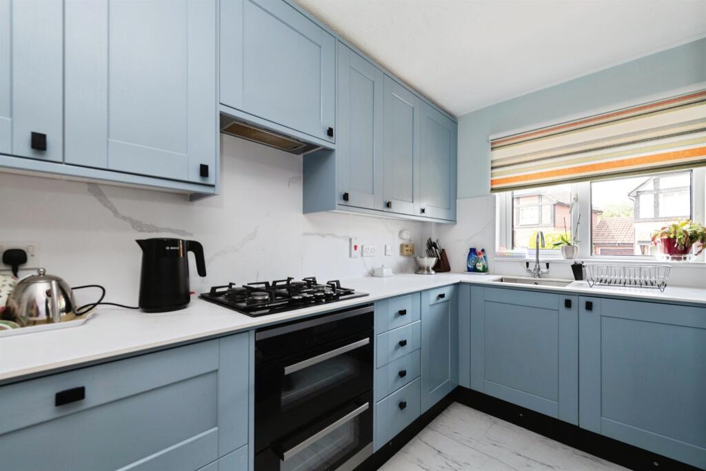 House in Reigate and Banstead, Surrey - More