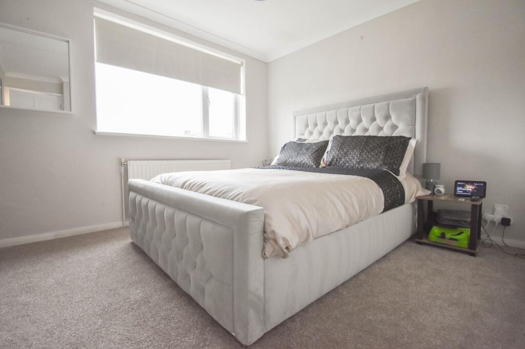 Ivel Close, Bedford, MK41 photo 4