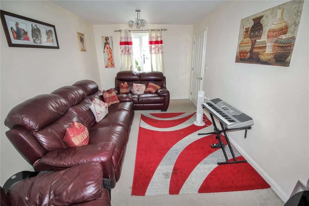 House in Swindon - View 5