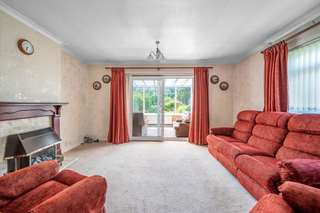 Nursery Drive, Brimscombe, Stroud, GL5 photo 3