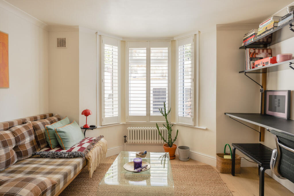 Apartment in London, Clapton Park, Homerton - View 3