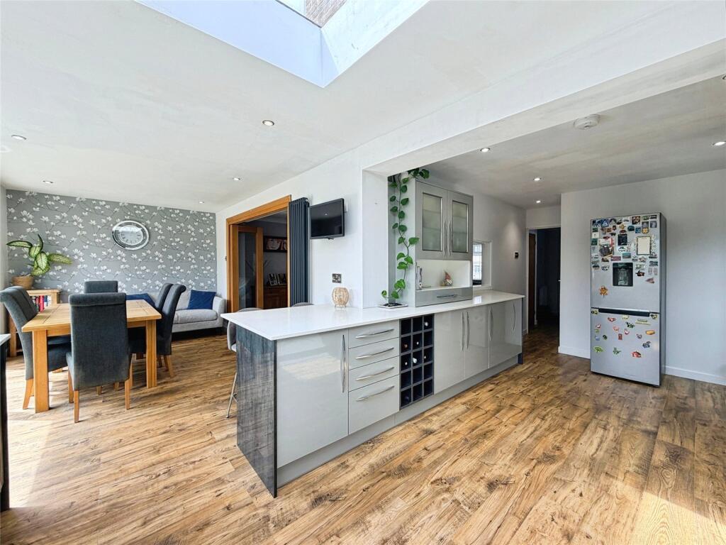 Merryfield Crescent, Angmering, West Sussex - View 5