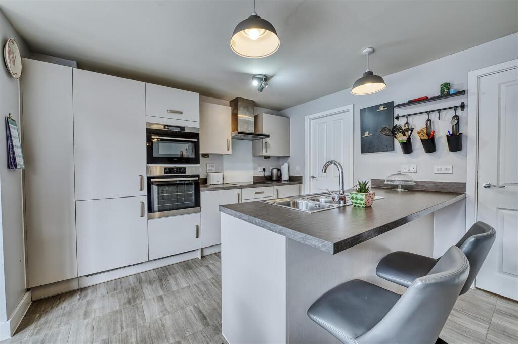 House in Northampton - View 5