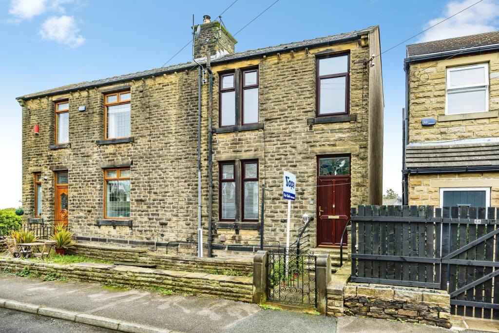 2-bed semi-detached on Deyne Road, Huddersfield, HD4, £160,000