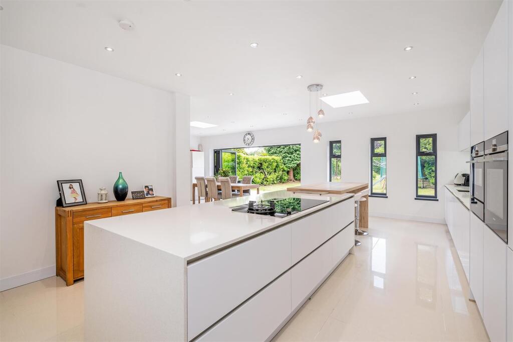 Additional image 8 of Silhill Hall Road, Solihull, B91