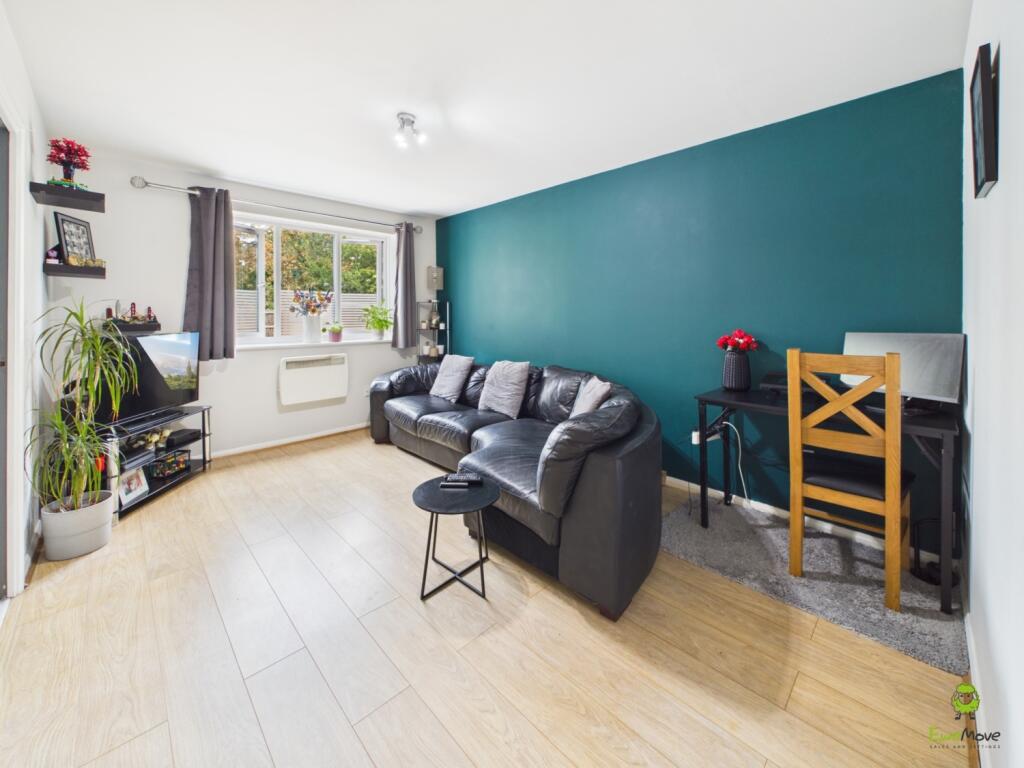 Apartment in Dartford - View 4