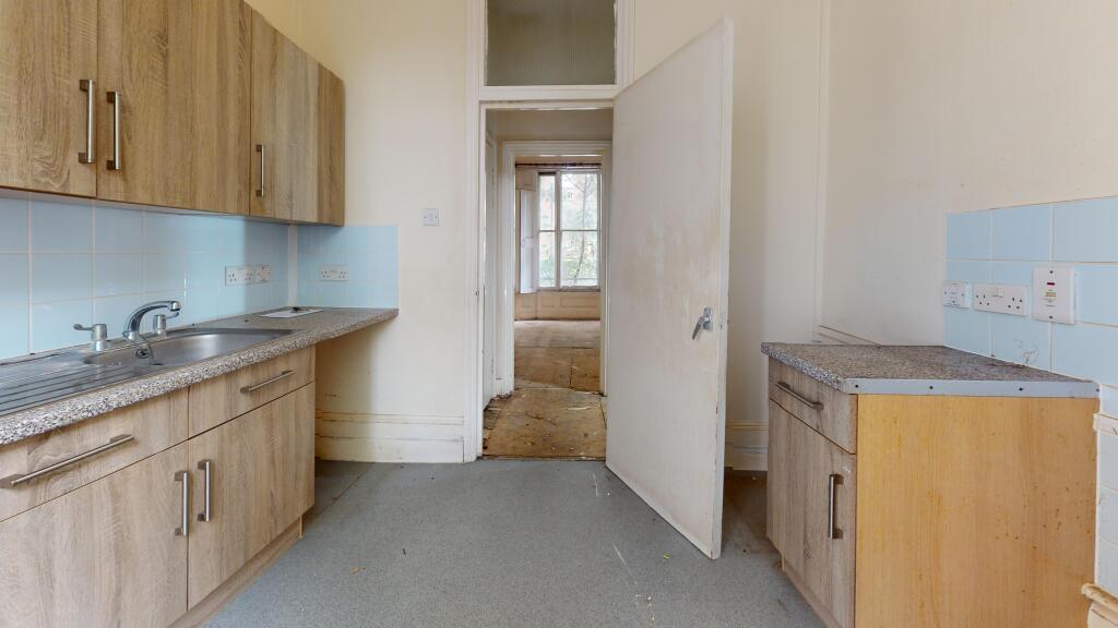 Apartment in London - More