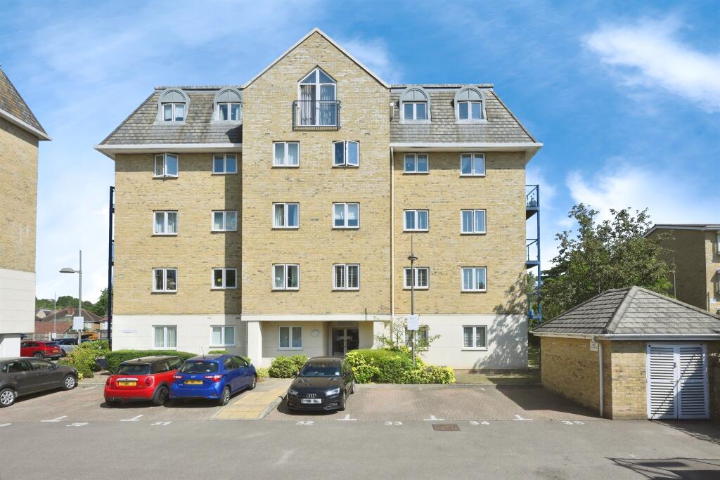 Main image of property: Taverners Way, Hoddesdon