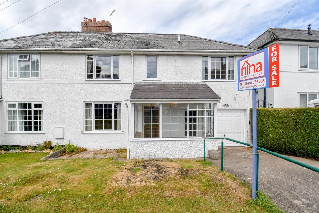 4-bed semi-detached on Westward Rise, Barry, £445,000