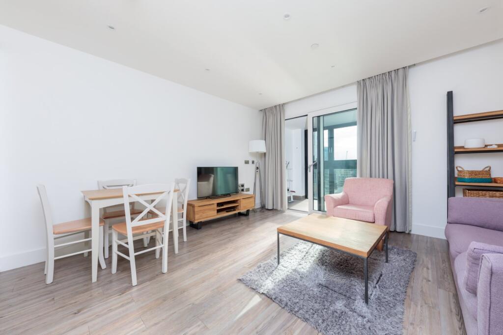 Main image of property: Wiverton Tower, 
4 New Drum Street, E1