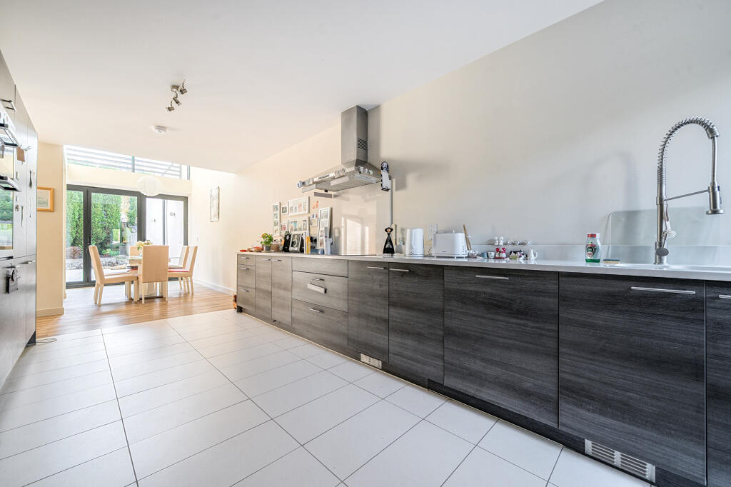House in Bristol - View 4