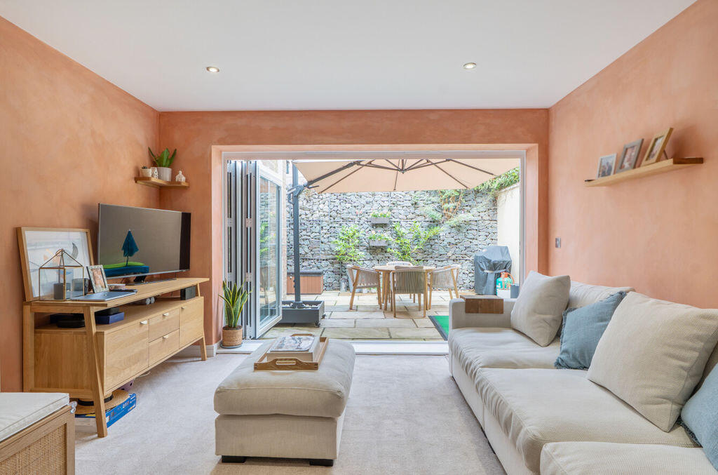 Main image of property: Pampisford Road, Purley