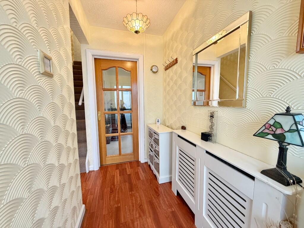 St. Davids Close, Heolgerrig, Merthyr Tydfil, CF48 1SH photo 2