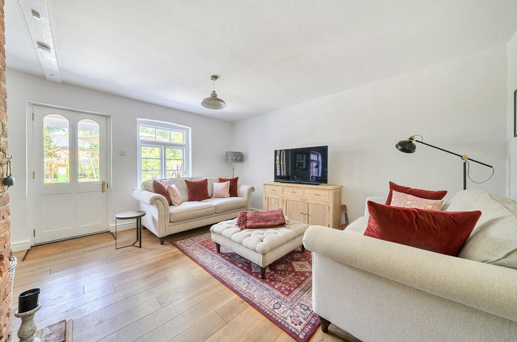 House in Hungerford, West Berkshire - View 3