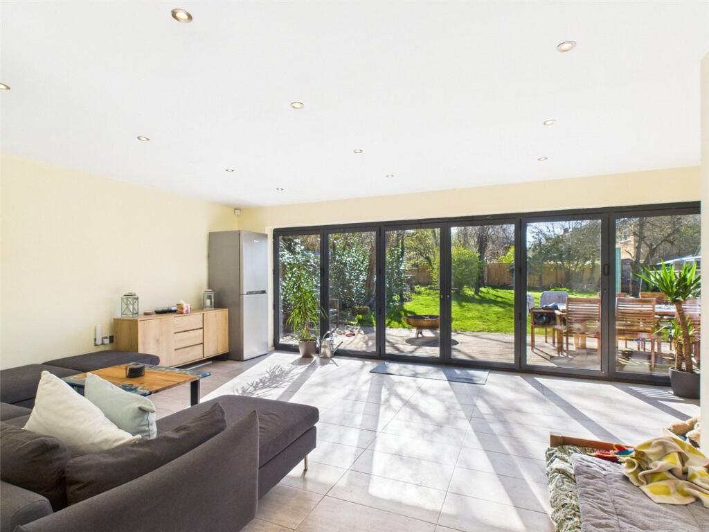 Coopers Lane, Bramley, RG26 - View 6