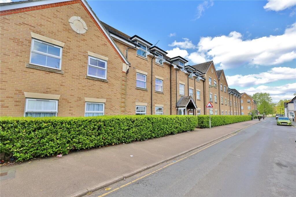 Main image of property: North Road, Woking, Surrey, GU21