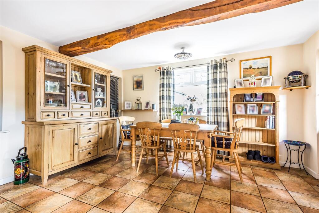 House in Exeter - View 4