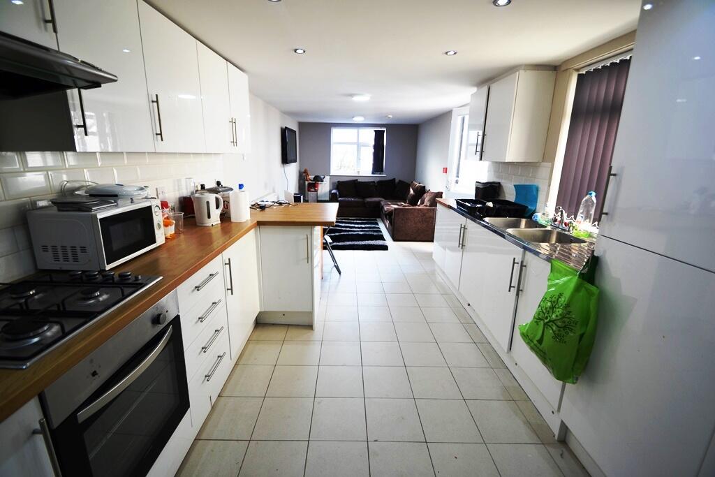House in Cardiff, Cathays - View 2