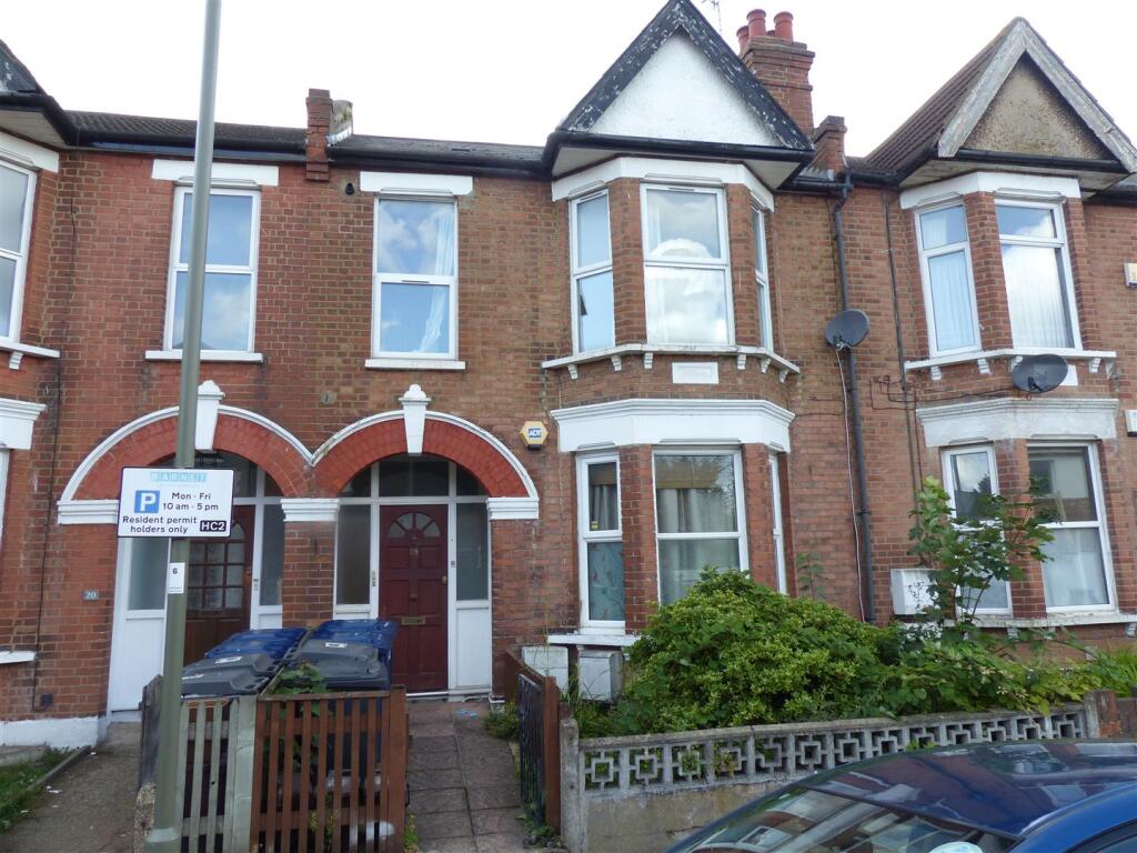 Main image of property: Ravenshurst Avenue, Hendon, London NW4 4EE