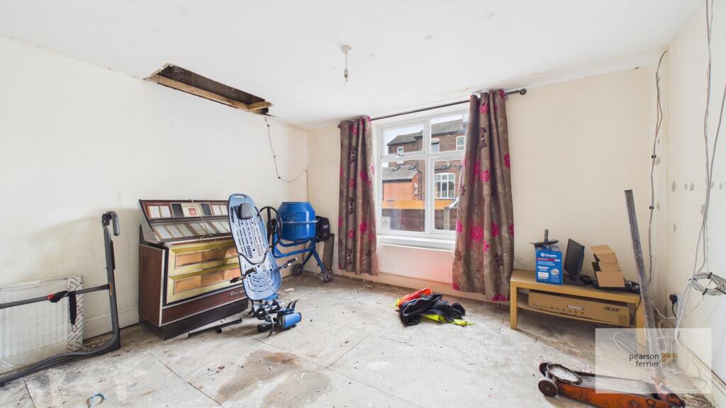 Walmersley Road, Bury - View 5