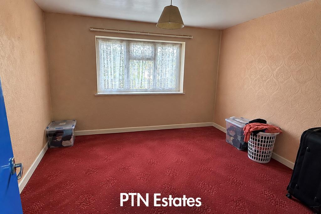 House in Dudley - View 5