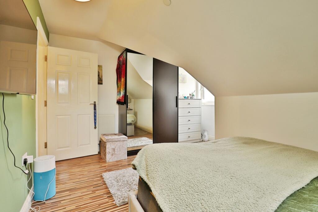 Avon Close, Bournemouth, Dorset, BH8 photo 5