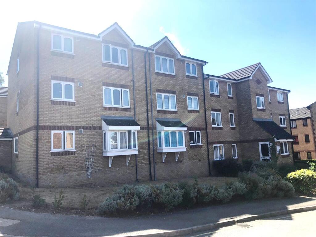 Main image of property: Chiswell Court, Sandown Road, Watford