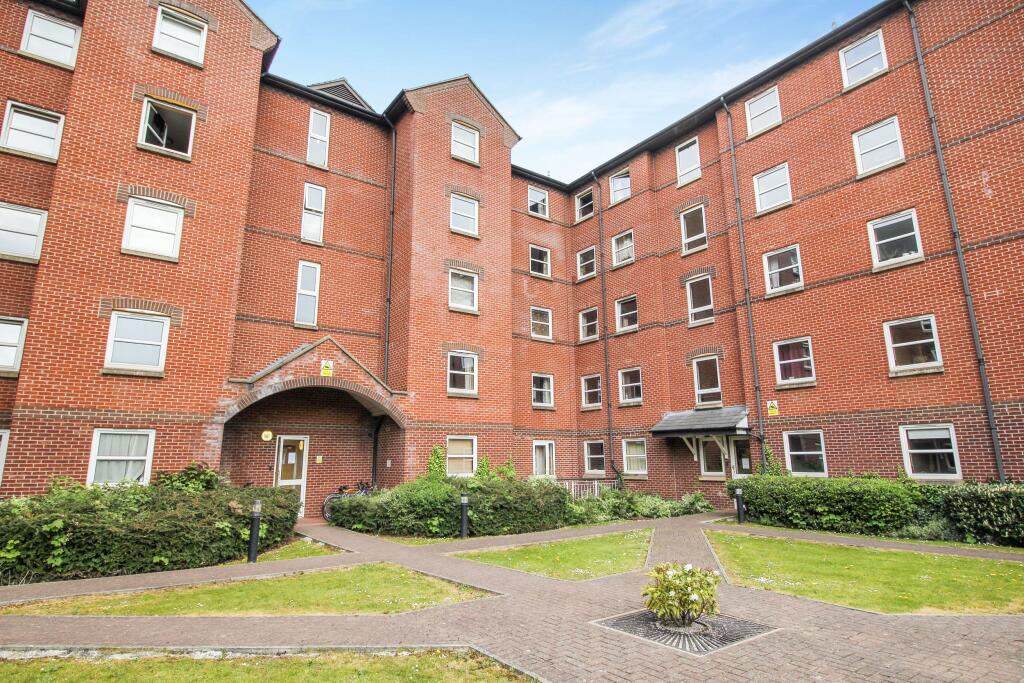 Main image of property: Melrose Apartments, 159 Hathersage Road, Manchester, M13
