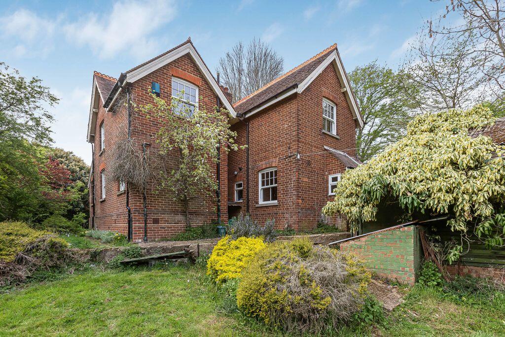 Main image of property: Holwell, Essendon, AL9