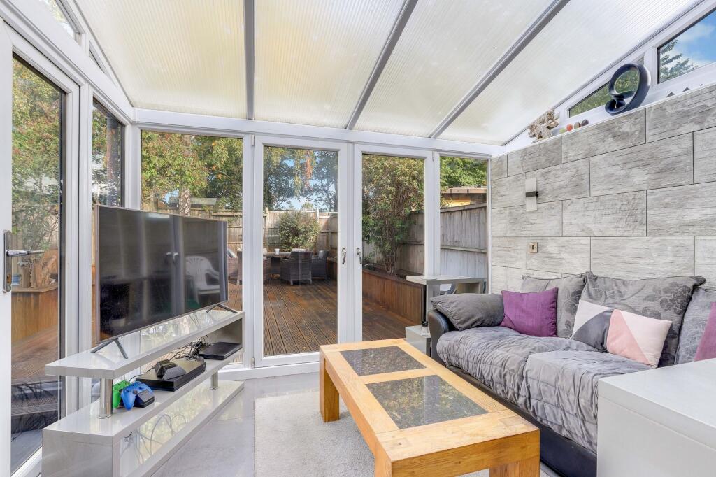 House in Nottingham - View 3