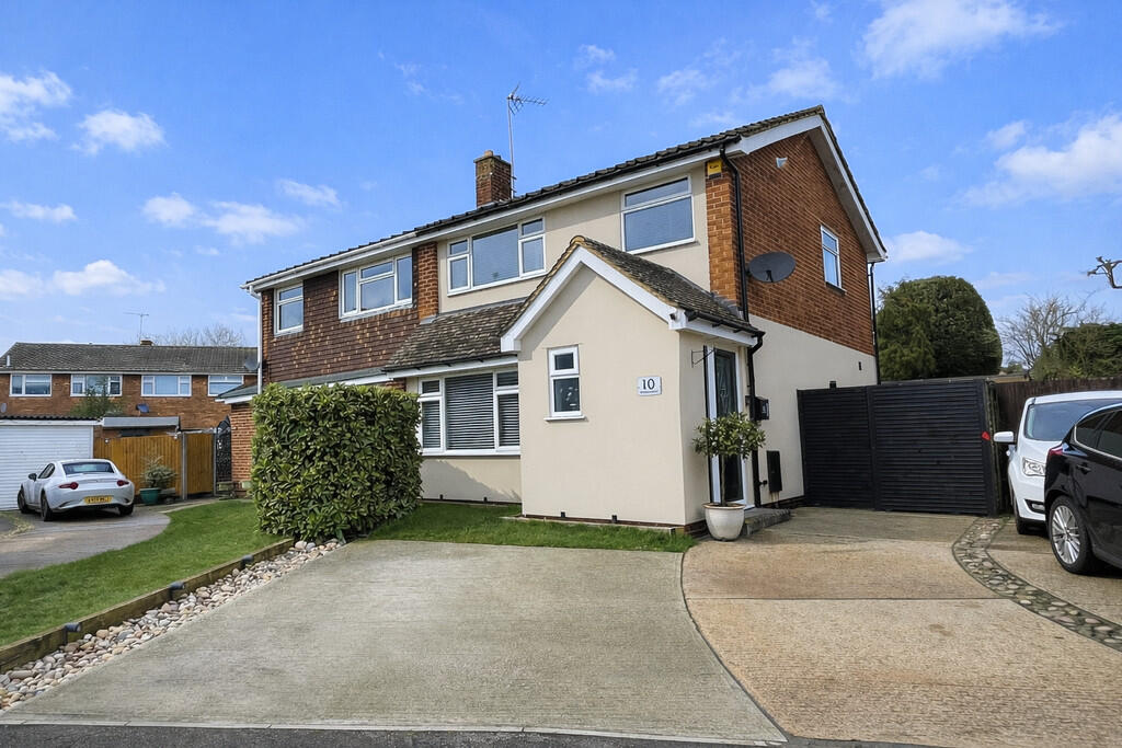 Main image of property: Maple Leaf, Tiptree