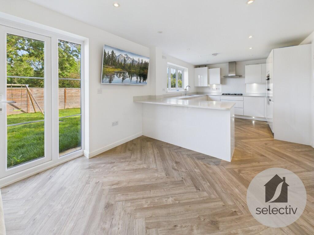 Brambling Drive, Guisborough, North Yorkshire, TS14 photo 2