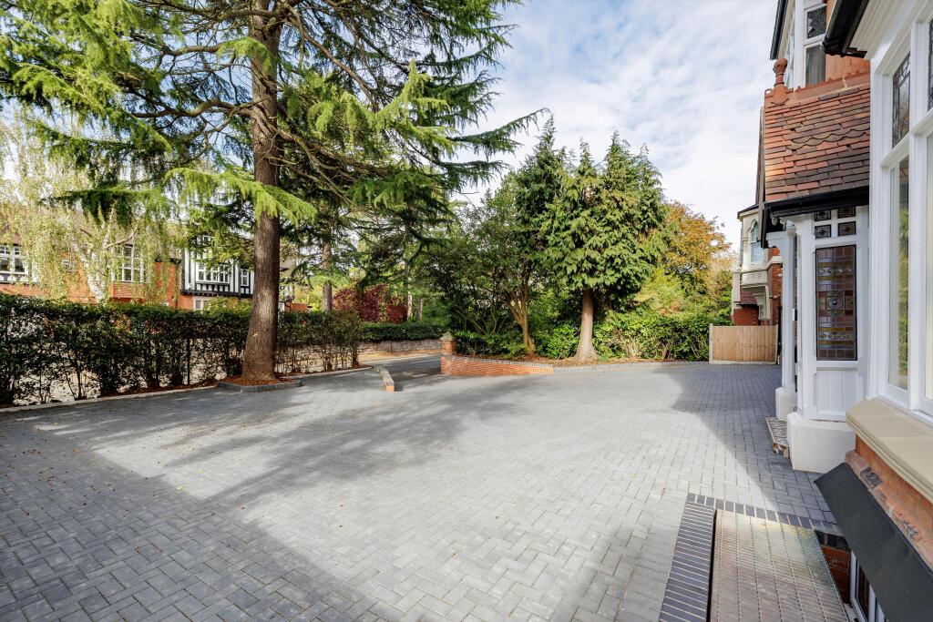 Additional image 20 of Russell Road, Moseley, Birmingham, B13