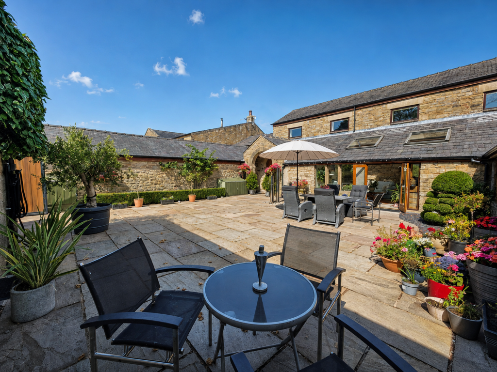 House in Bolton, North Turton - More