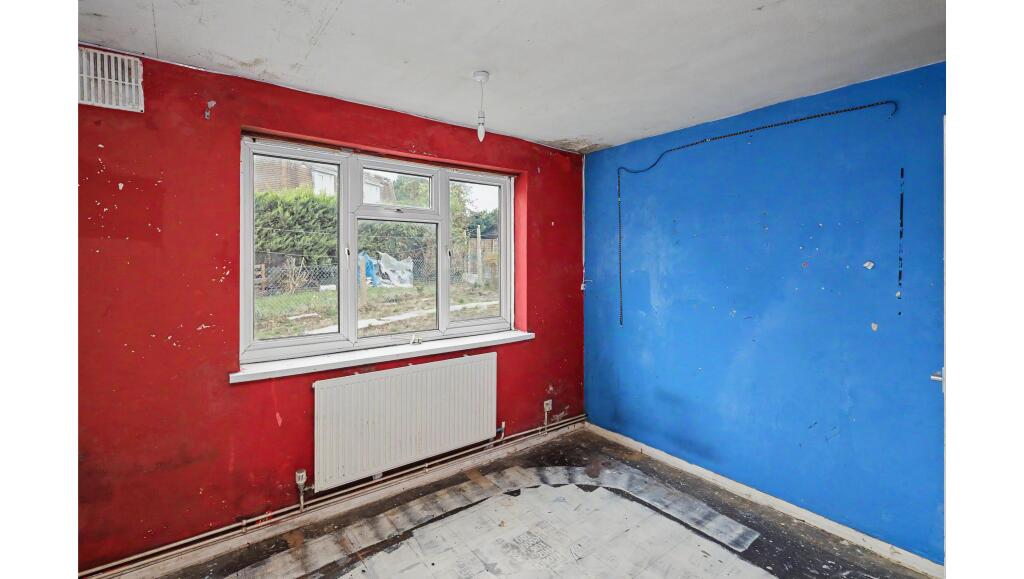 Apartment in Watford - More