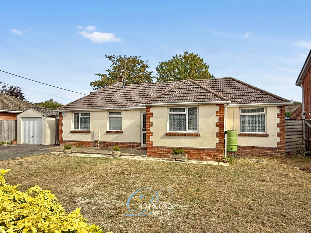 Main image of property: Oakhurst Lane, West Moors, Ferndown, Dorset, BH22