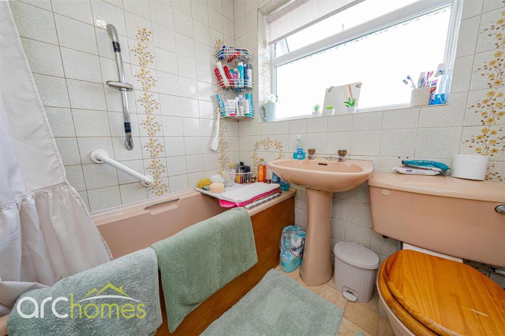 Rydal Close, Tyldesley, M29 photo 4