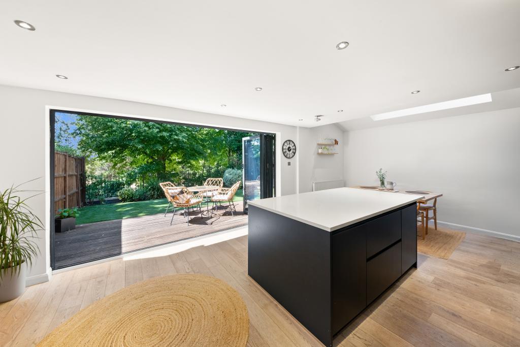 Main image of property: Westview Close, Hanwell, London, W7 3DZ