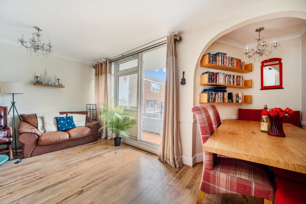 Apartment in London - View 3