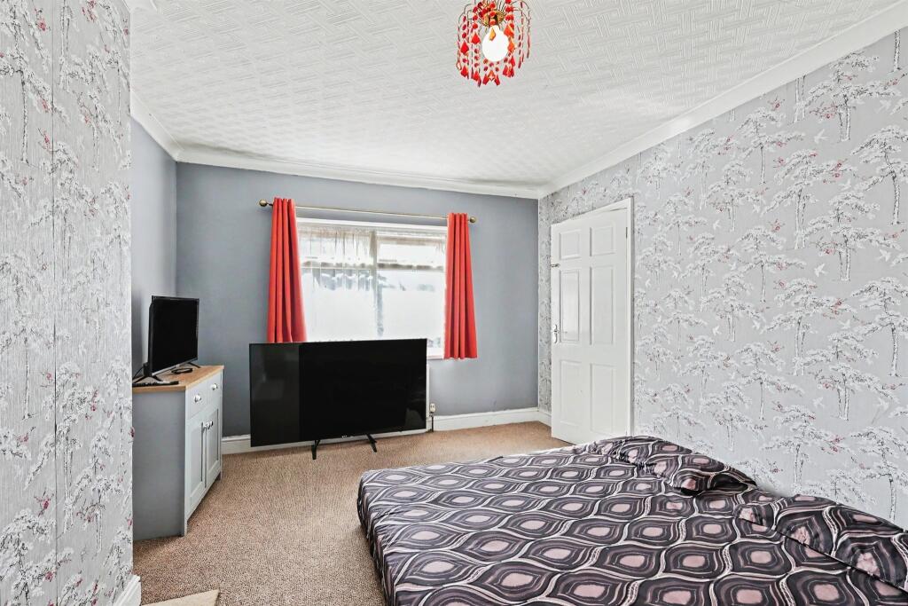 House in Northampton - More