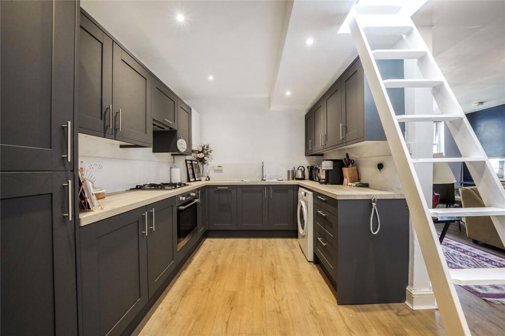 Hercules Place, London, N7 - View 2