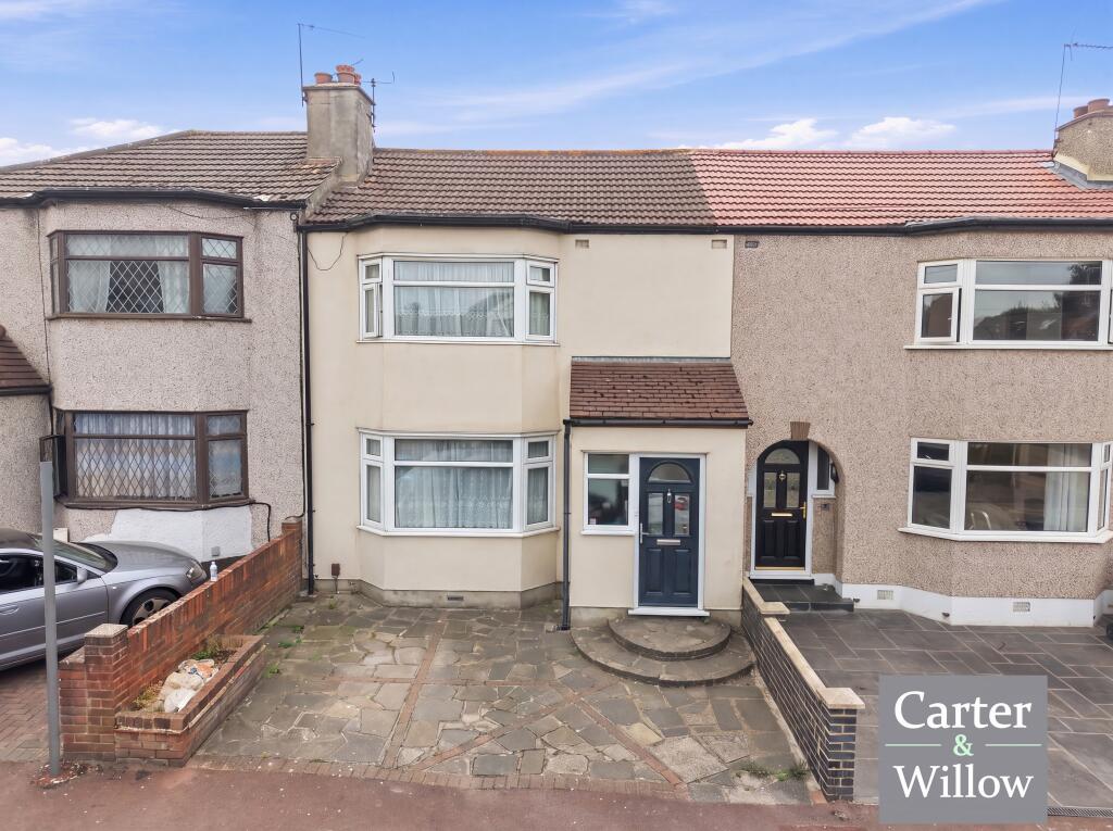 3-bed terraced on Sandown Avenue, Dagenham, £450,000