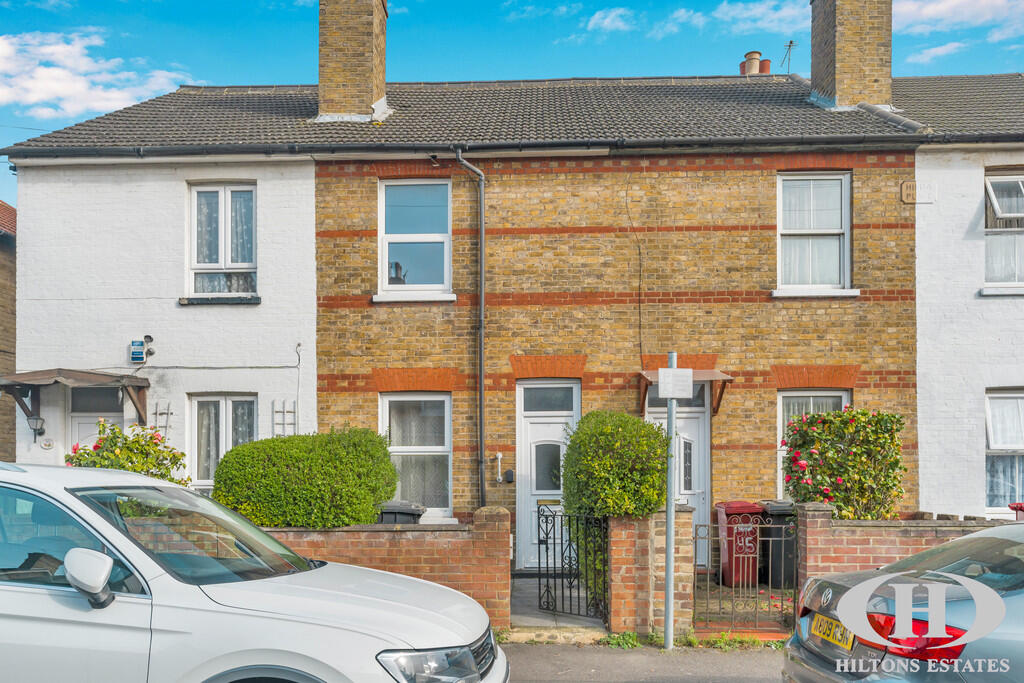 Main image of property: The Crescent, Slough