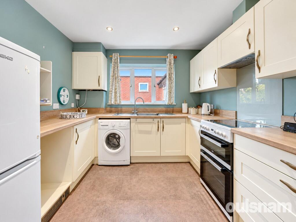 Apartment in Worcester - More