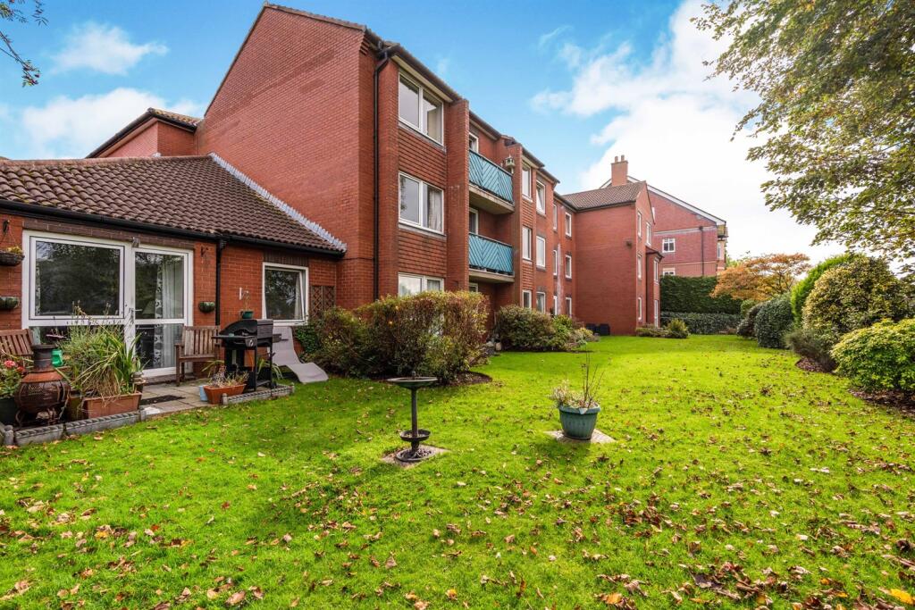 Property photo 8