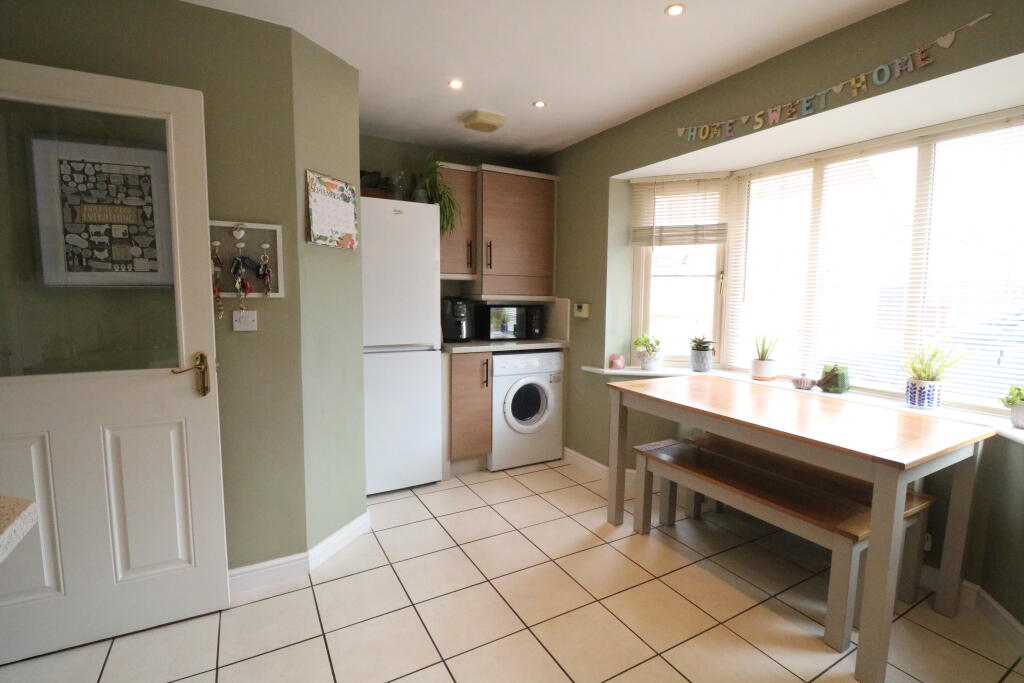 House in Crowle, Tetley - View 4