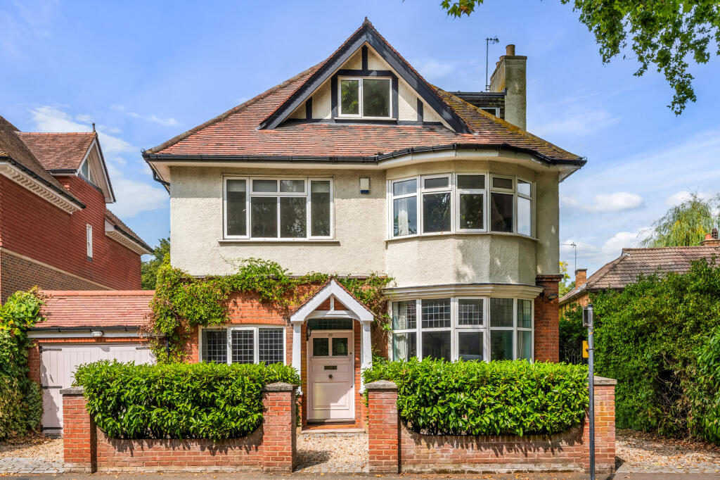 Main image of property: Liskeard Gardens